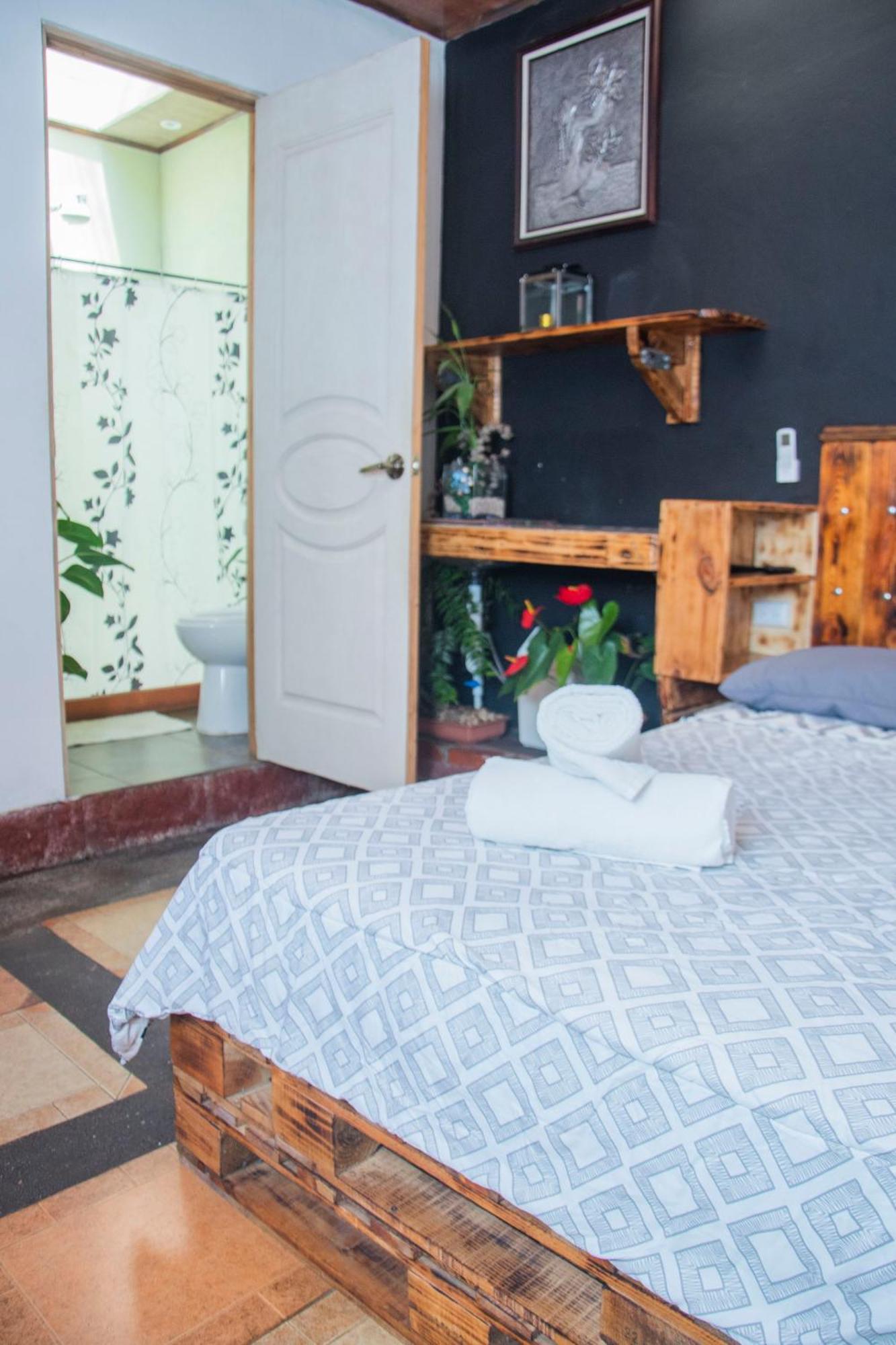 Hostal Gardens House, Airport Juan Santamaría, Alajuela, San José Alajuela